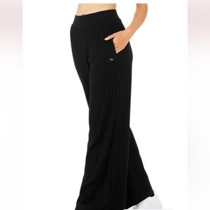 ALO Ribbed Take Comfort Wide Leg Pant